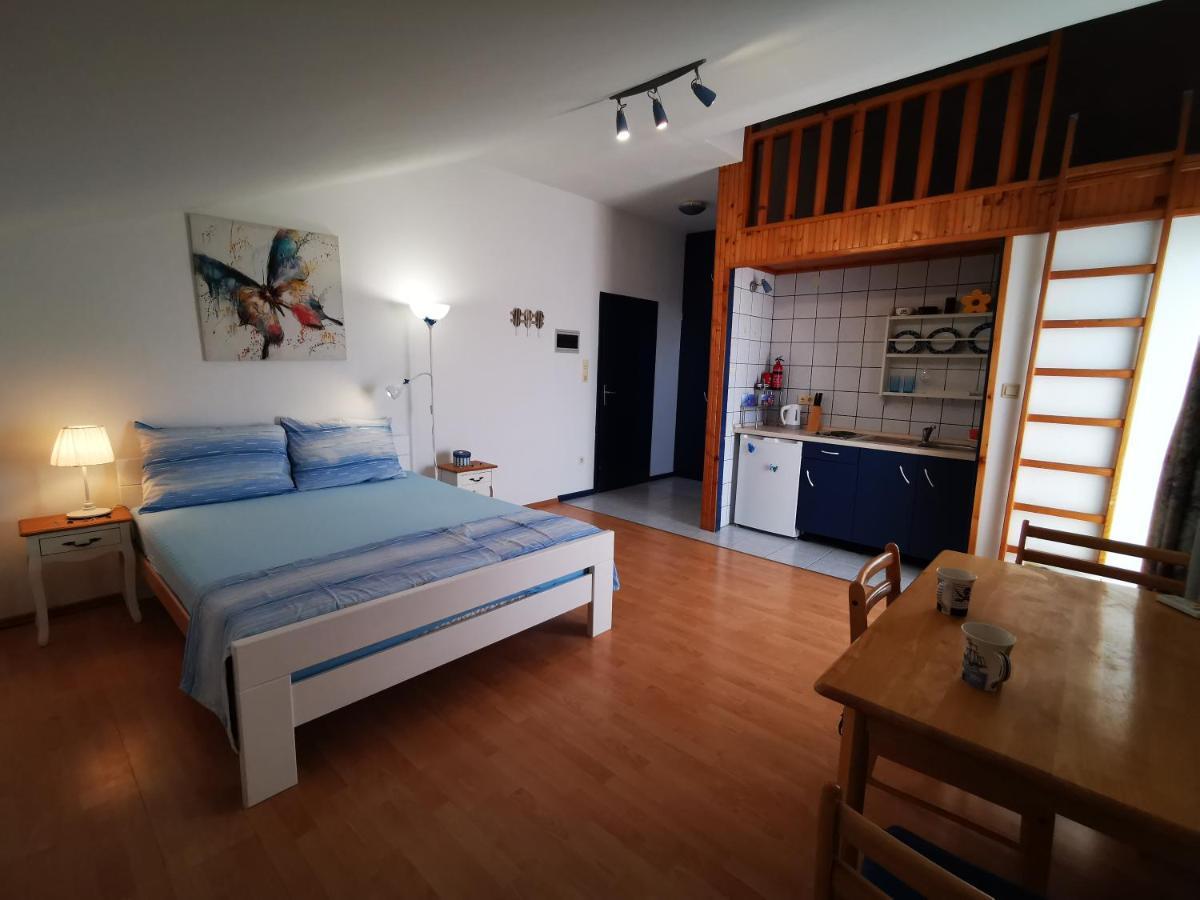 Boutique Apartments Julija Vodice Esterno foto